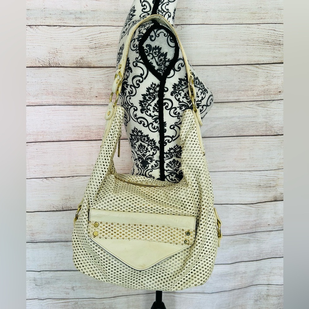 Olivia+Joy Women’s Cream Faux Leather Cut Out Perforated Hobo Shoulder Bag - Picture 3 of 8